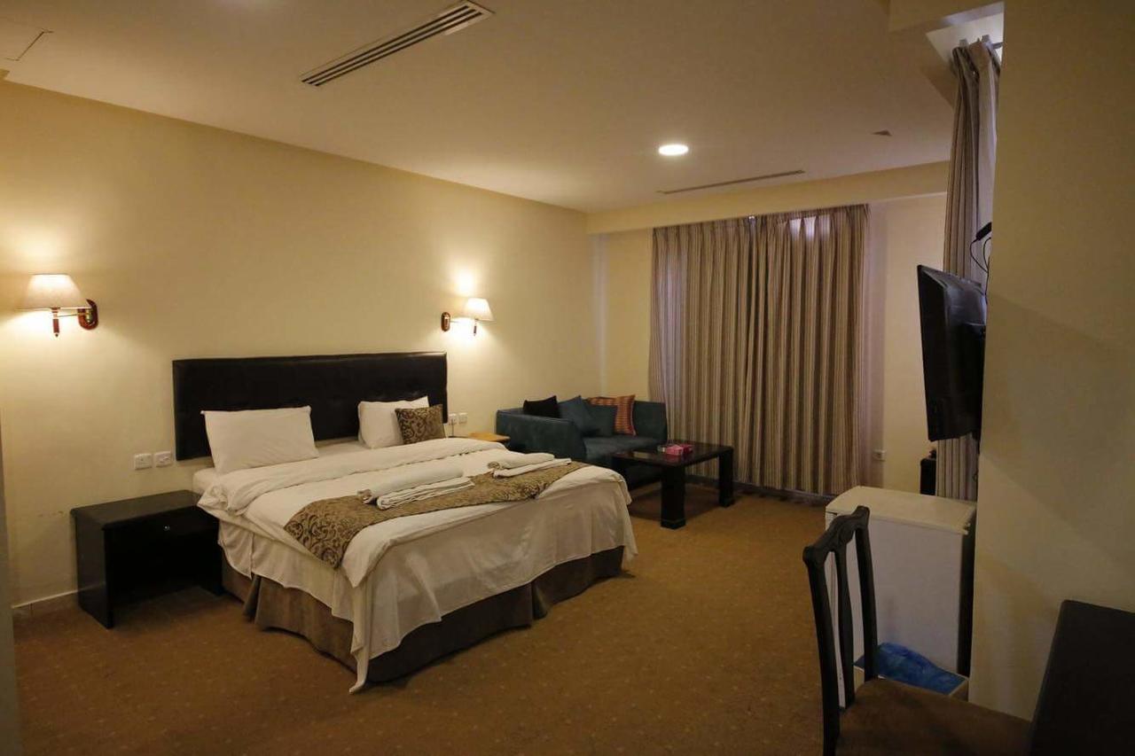 Jeddah Palace Hotel 安曼 外观 照片