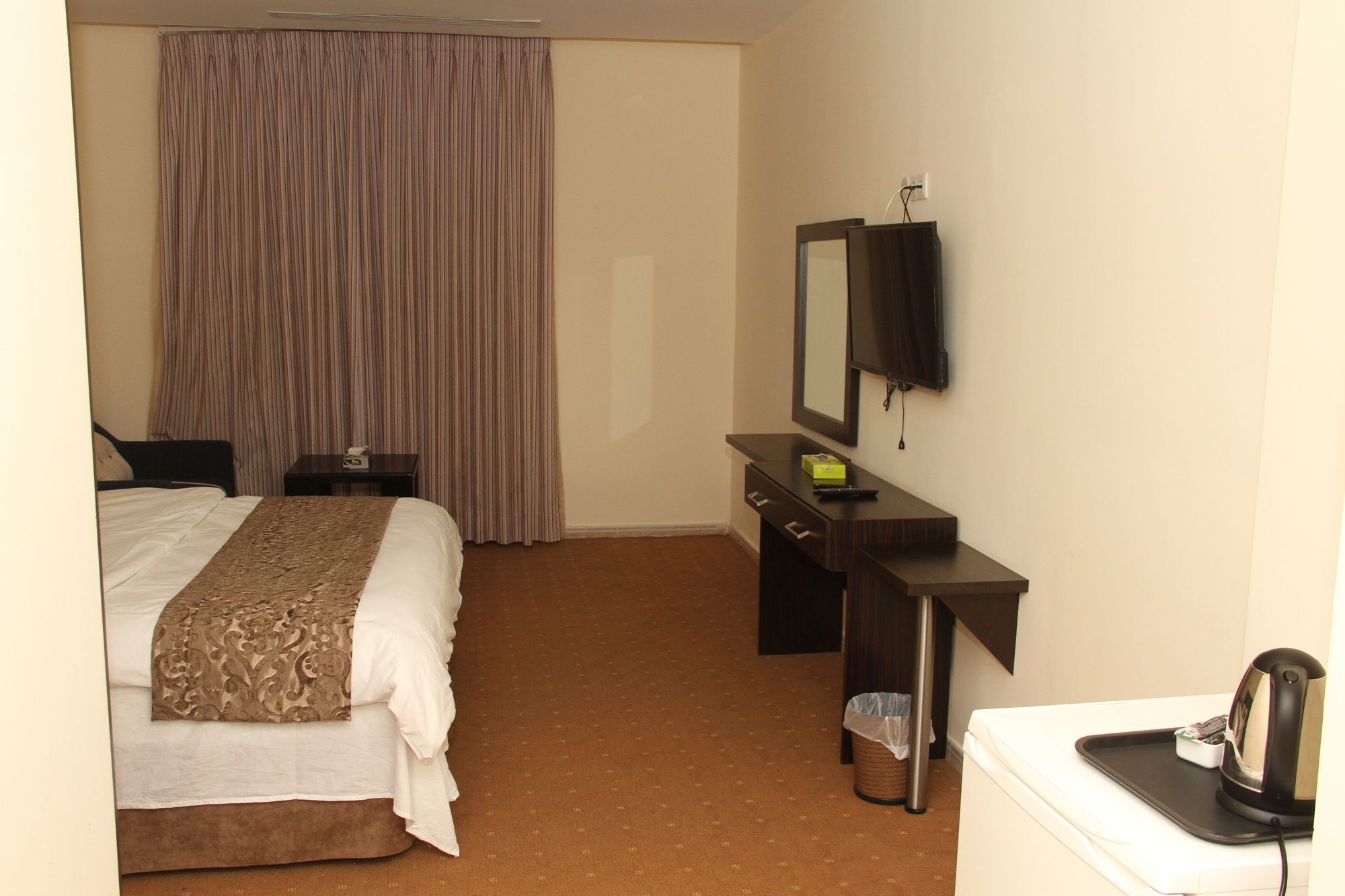 Jeddah Palace Hotel 安曼 外观 照片